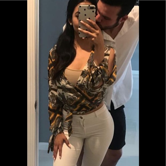 Yellow printed top - Picture 2 of 2